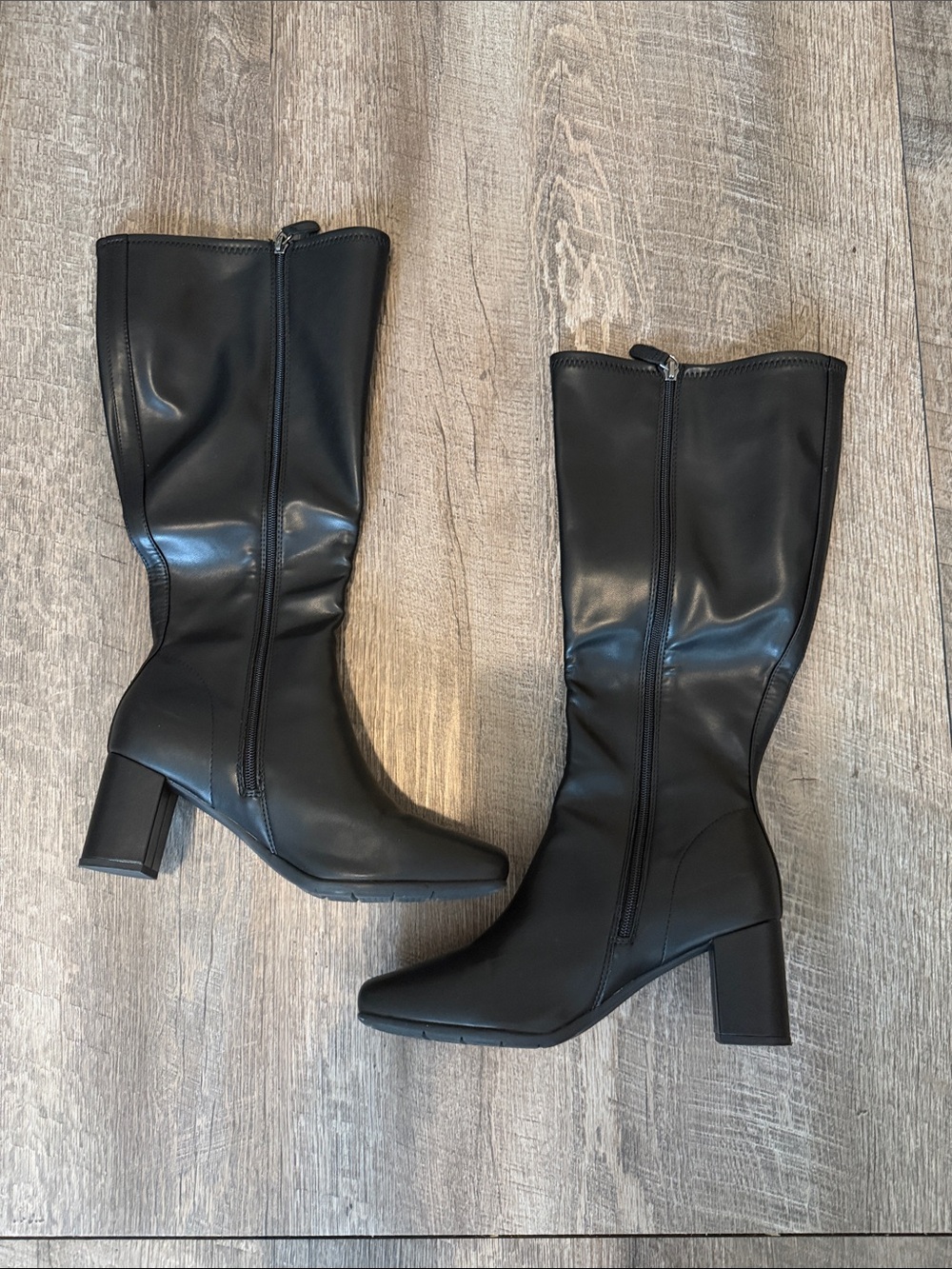 AEROSOLES Black Mid-Calf Block Heel Boots